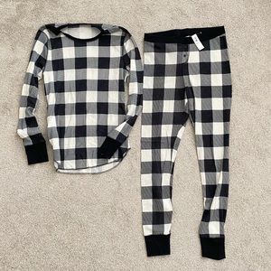 NWT Old Navy Buffalo Checkered Thermo Pajama Set